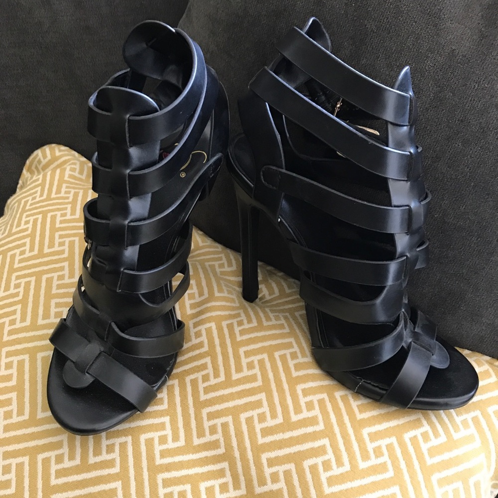 Shoes - Picture 3 of 5